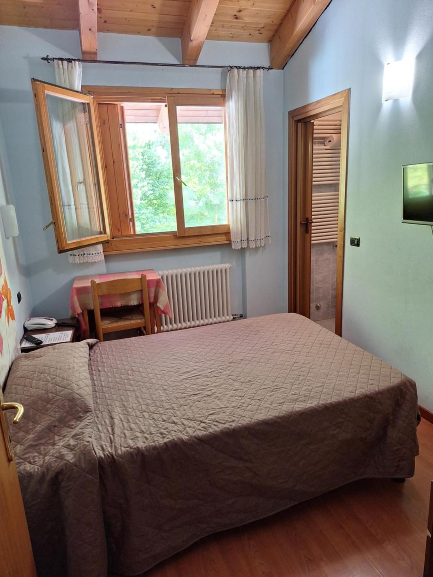 Primolano Albergo Ristorante Valsugana מראה חיצוני תמונה